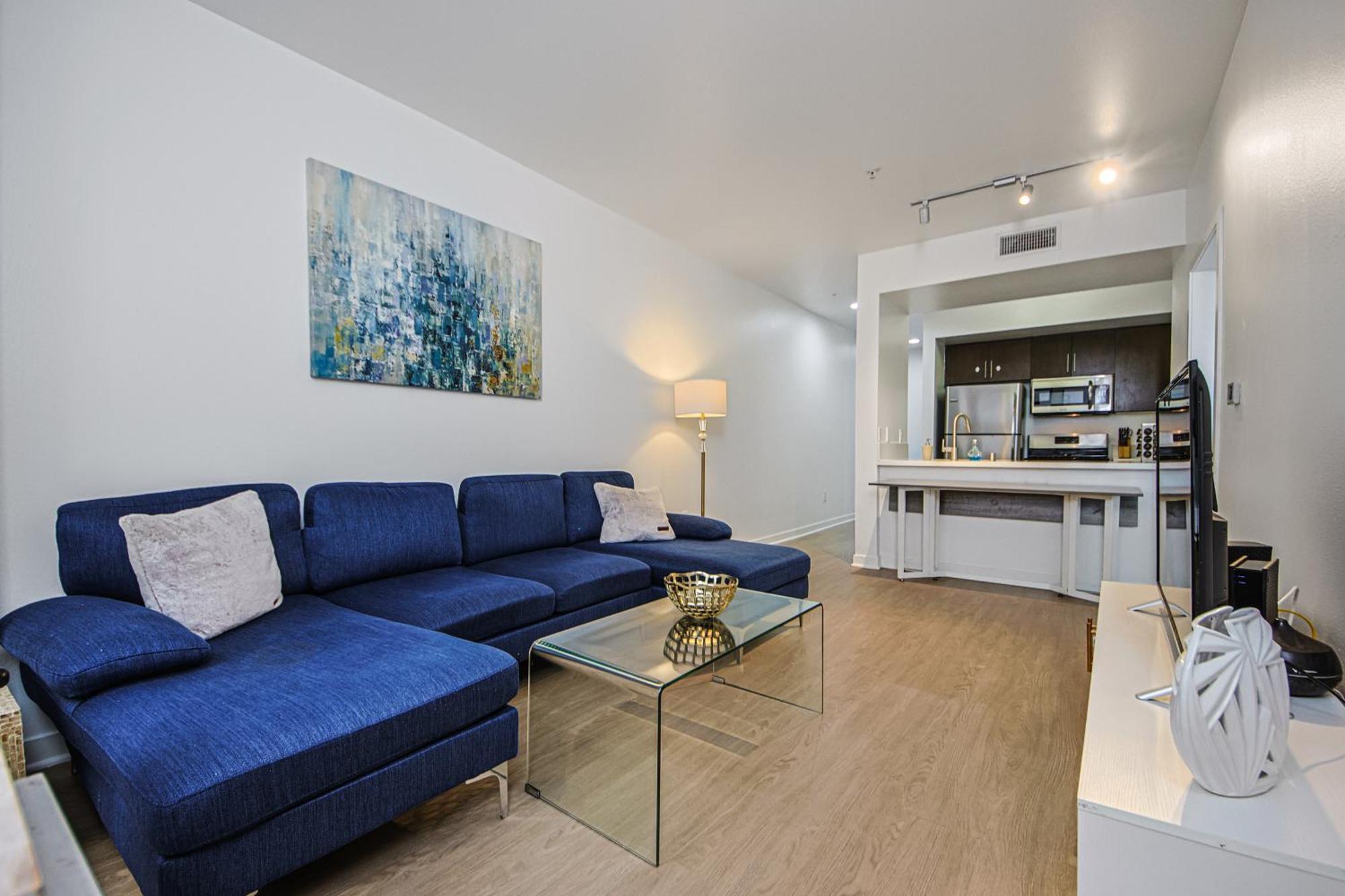 The Carlton- Modern-Luxury 2 Master Suites In Hrt Of Sm Steps To Ocean Ave 로스앤젤레스 외부 사진